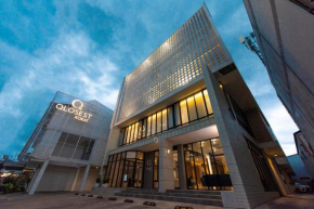 Qlosest Hotel